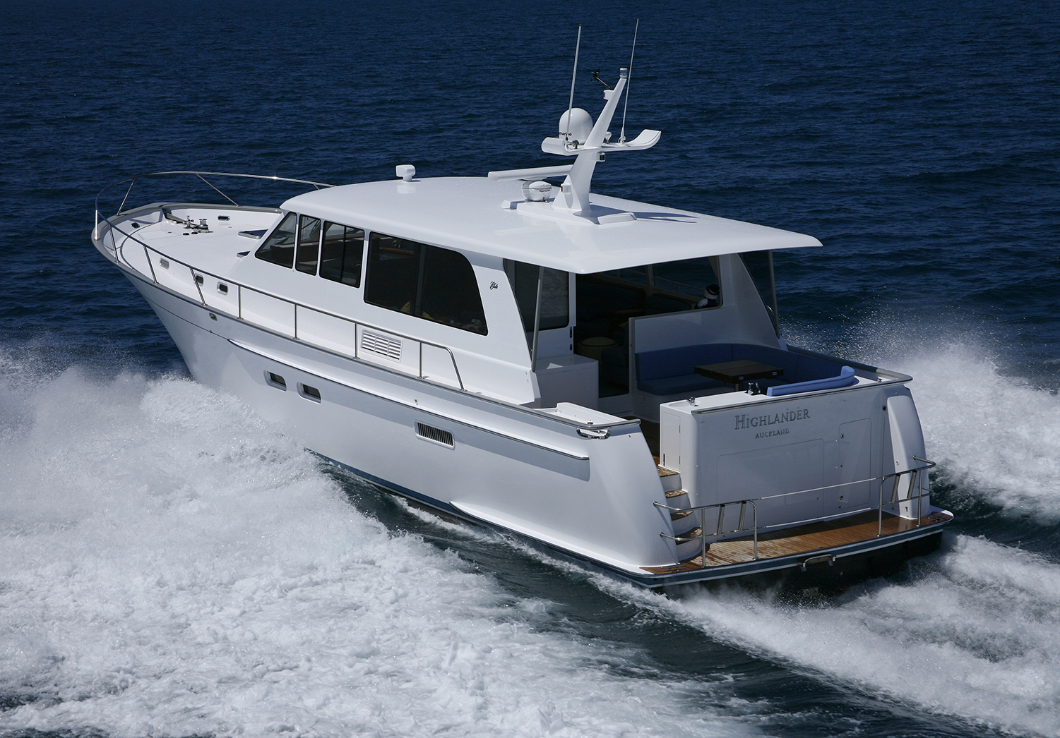 motor yacht highlander