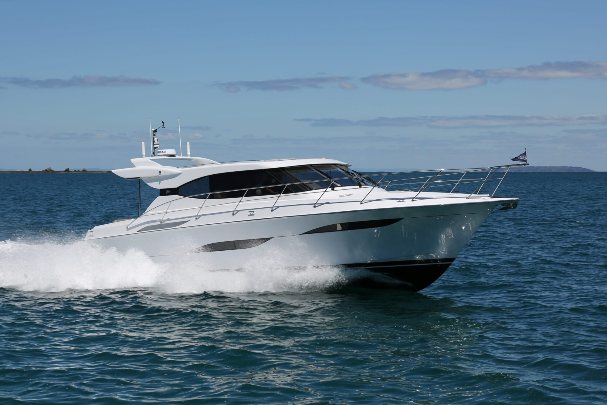 Elite 15.8m Sports Sedan - Bliss