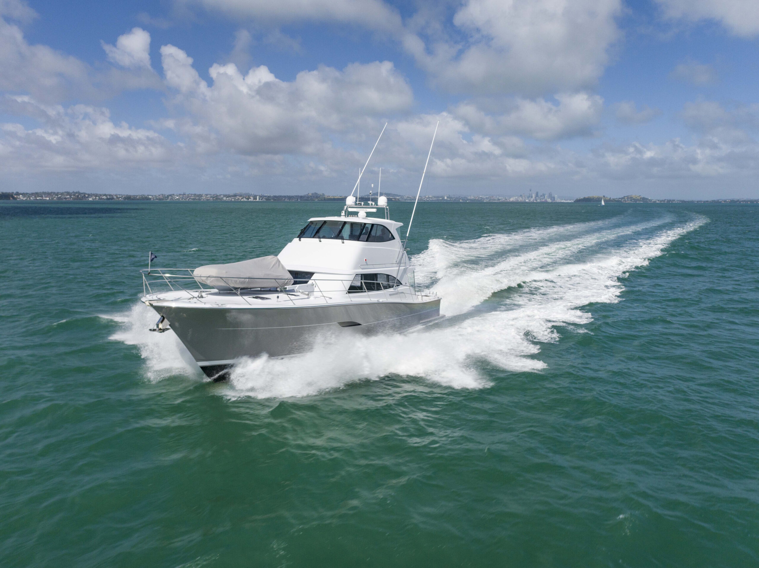 Elite 18m Sportfisher - Crazy Diamond - Elite Marine