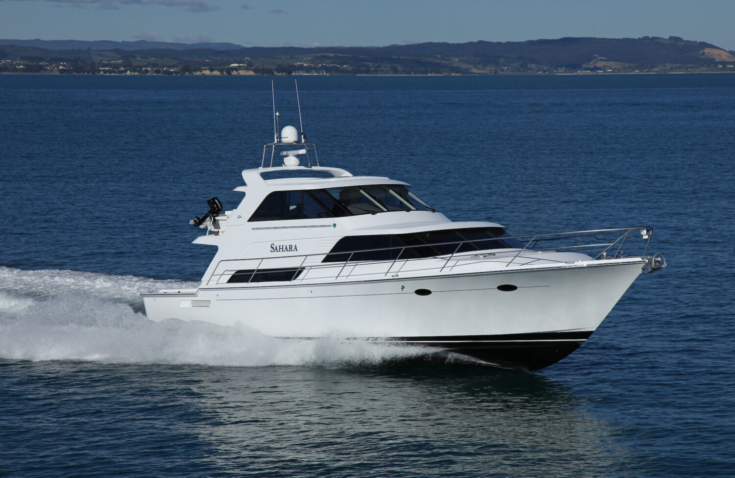 Elite 15m Mid Pilothouse - Sahara